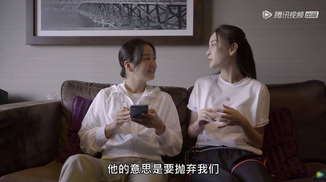 Angelababy 與阿雅第二天原定時間遲起床 Angelababy 與阿雅第二天原定時間遲起床