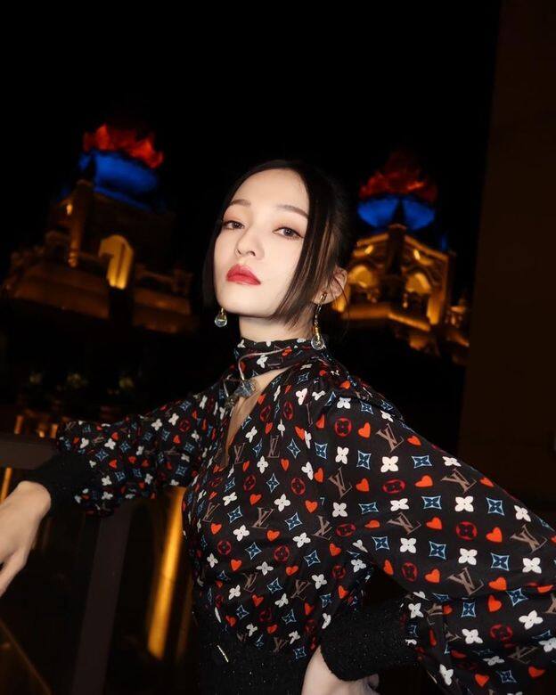 張韶涵與母親姜柔伊曾經母女關係要好,不過後來關係惡化。2008年張母向 張韶涵與母親姜柔伊曾經母女關係要好,不過後來關係惡化。2008年張母向