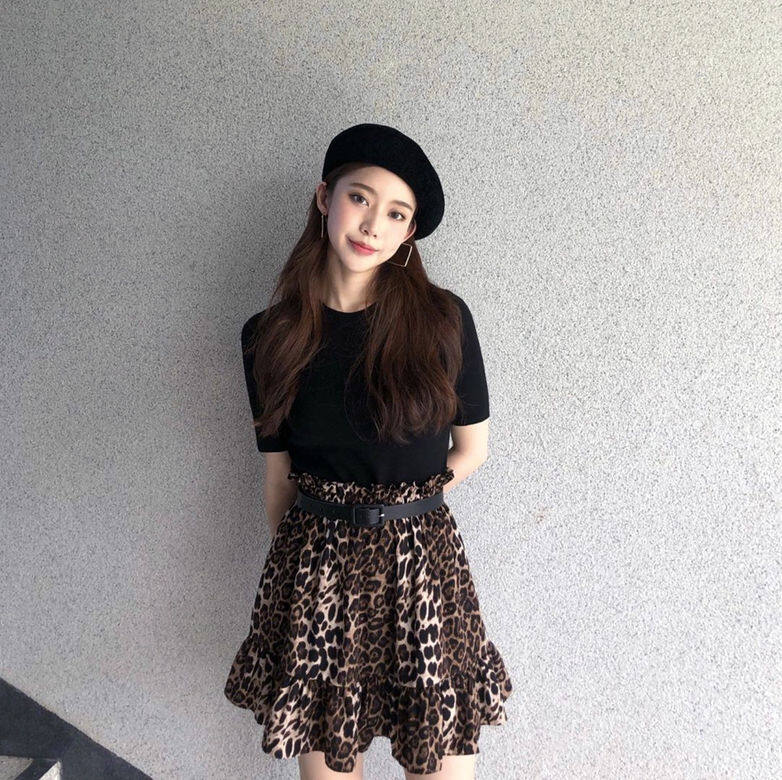 最後一位成員Judy跟Fatou一樣,初來到埗。她於2020年才加入DR Entertainment當練習生,同年 最後一位成員Judy跟Fatou一樣,初來到埗。她於2020年才加入DR Entertainment當練習生,同年