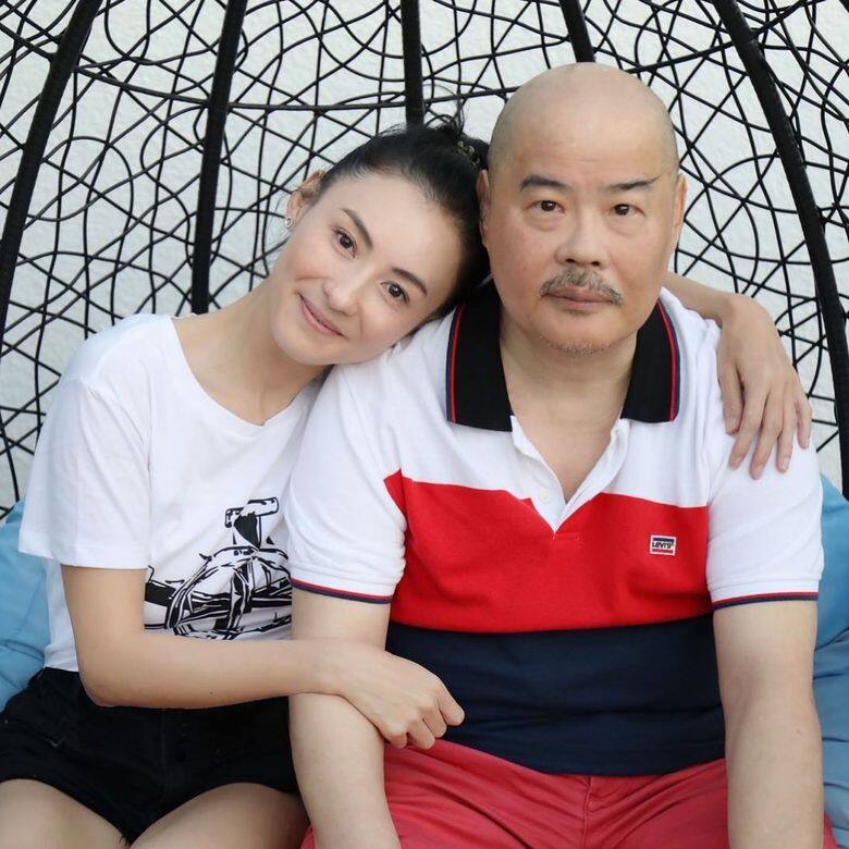 「我九歲的時候,爸媽離婚了,然後我非常開心。我是第一個說支持的,說『趕快 「我九歲的時候,爸媽離婚了,然後我非常開心。我是第一個說支持的,說『趕快