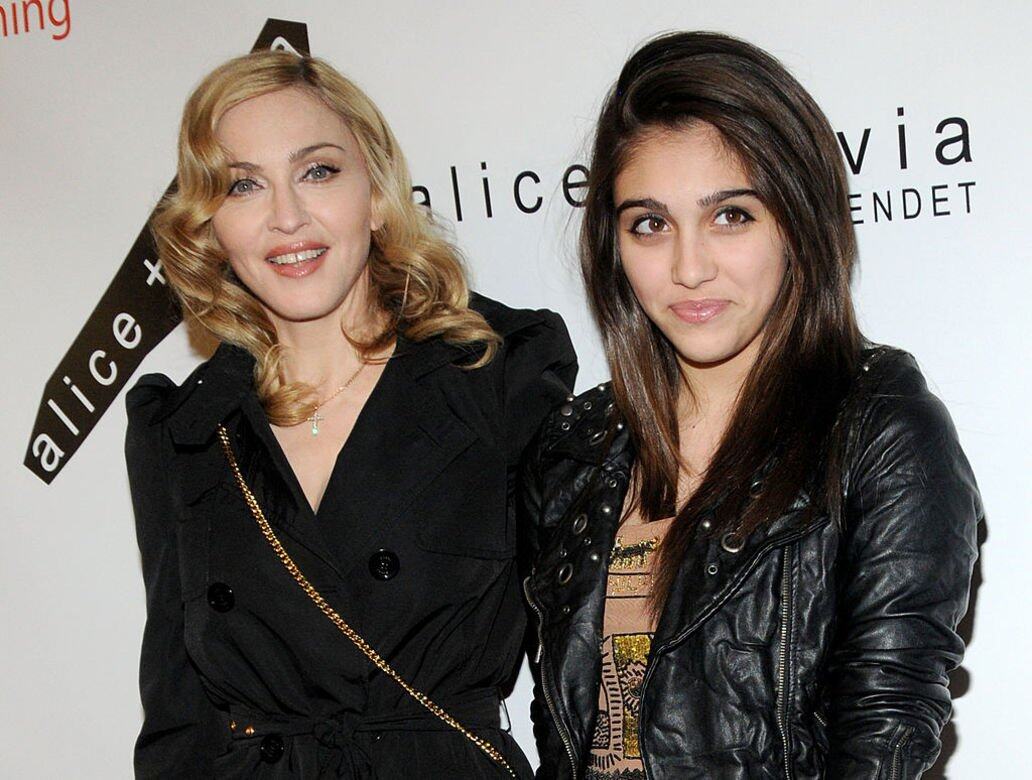 天后Madonna在寵女兒方面亦是不遺餘力，在女兒11 歲生日時，Madonna讓她在水療中