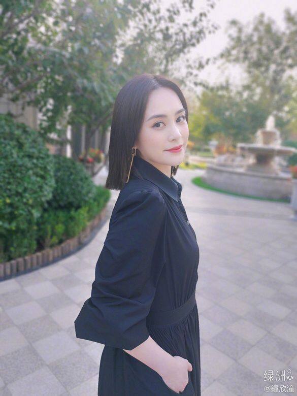 只是好景不常,阿嬌因為陳冠希豔照風波而事業插水,因而轉戰中國劇集 只是好景不常,阿嬌因為陳冠希豔照風波而事業插水,因而轉戰中國劇集