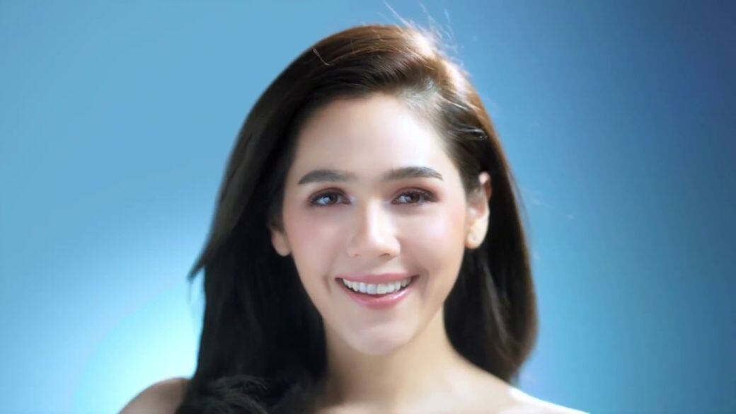 《女神撞正基OL》的女神角色,正正是泰國人心目中的時尚女神,有「泰國范冰 《女神撞正基OL》的女神角色,正正是泰國人心目中的時尚女神,有「泰國范冰