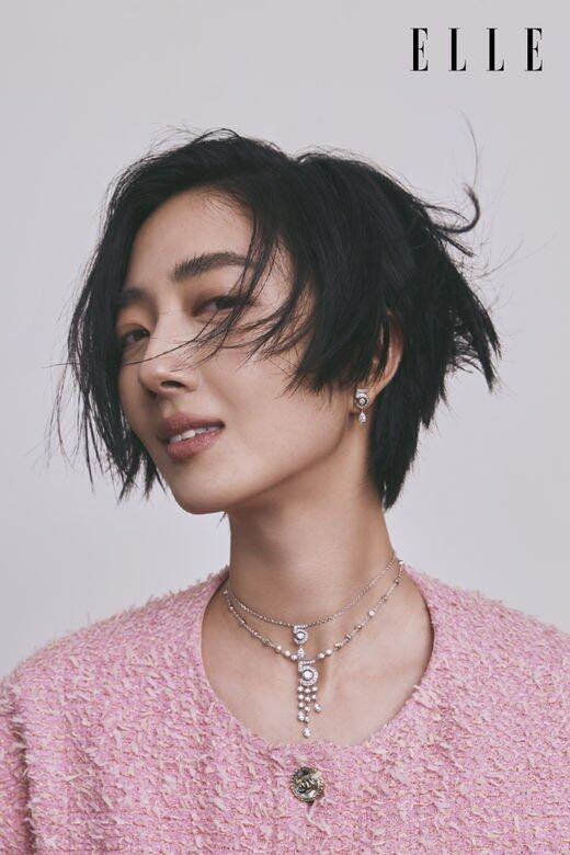 回顧以往小鎂為香港和台灣版《 ELLE 》拍攝的封面故事,不是爽朗陽光的法國 回顧以往小鎂為香港和台灣版《 ELLE 》拍攝的封面故事,不是爽朗陽光的法國