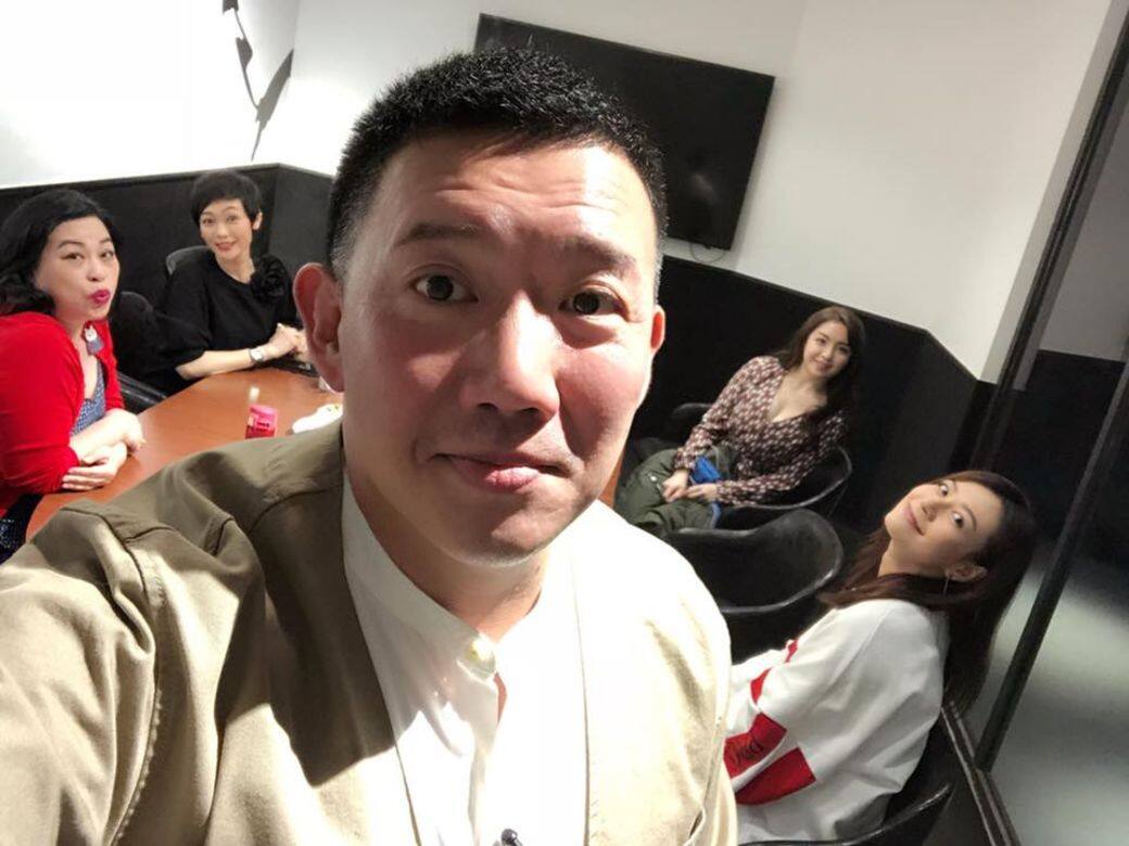 杜汶澤的言行如何,相信無需贅言,阿澤得罪的人多不勝數,主持《嘩嘩嘩!打 杜汶澤的言行如何,相信無需贅言,阿澤得罪的人多不勝數,主持《嘩嘩嘩!打