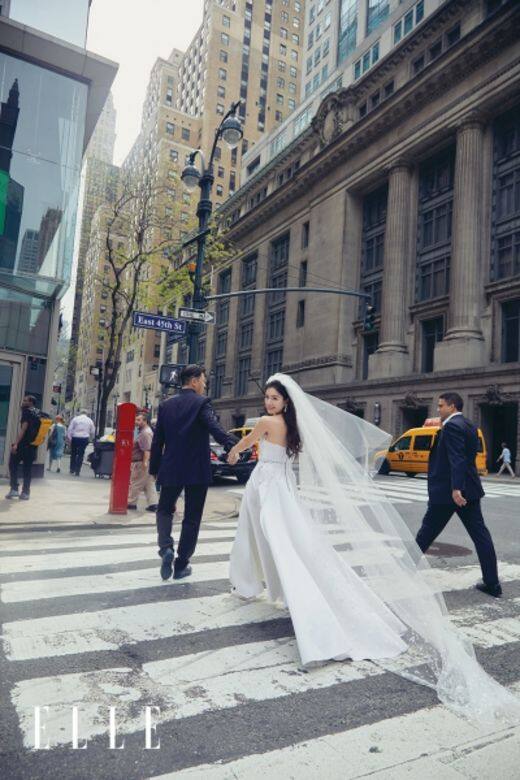 以往陸漢洋做了20多次兄弟,沒有想過自己會結婚,怎料遇到女神即「投晒降」,而女神遇上完美男友,就像中了六合彩 以往陸漢洋做了20多次兄弟,沒有想過自己會結婚,怎料遇到女神即「投晒降」,而女神遇上完美男友,就像中了六合彩