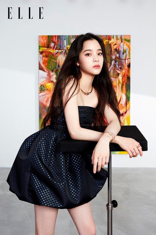 歐陽娜娜4歲大就和姊姊妮妮一起伴着媽媽傅娟上台灣電視節目《康熙 歐陽娜娜4歲大就和姊姊妮妮一起伴着媽媽傅娟上台灣電視節目《康熙