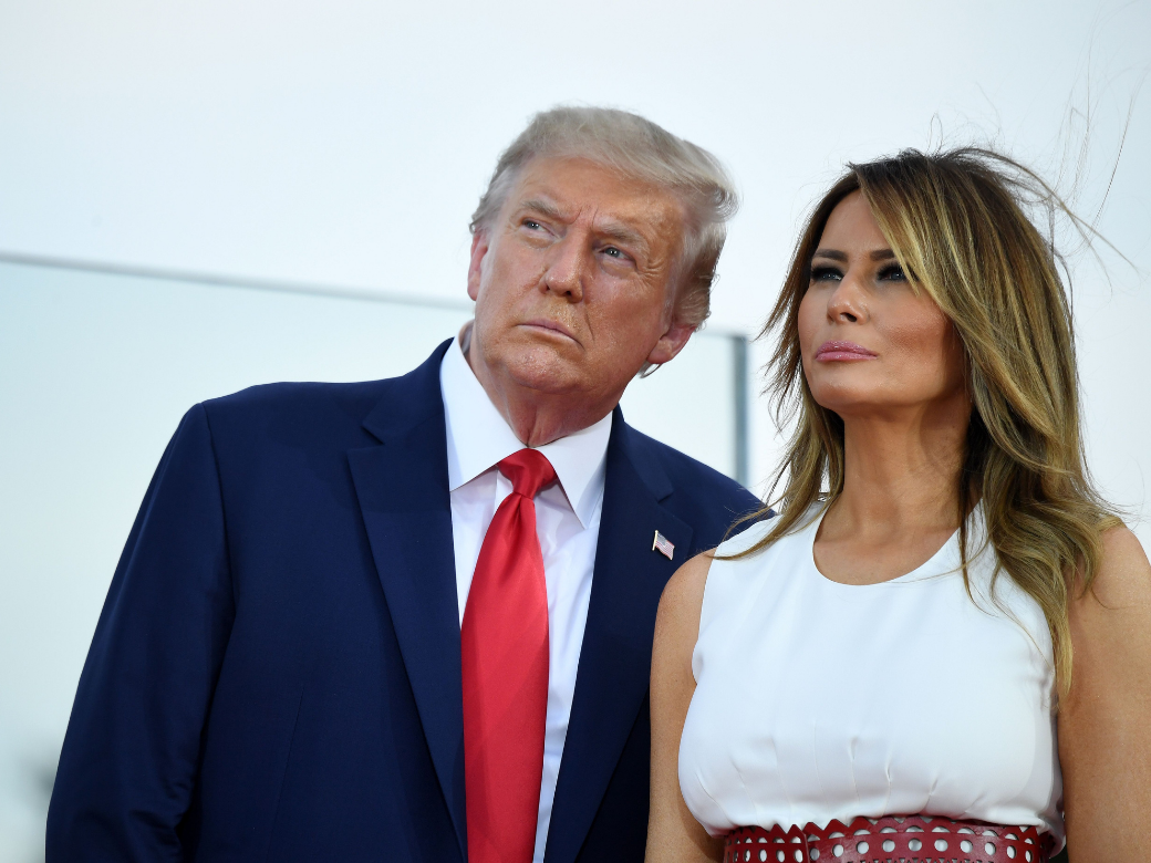醫學美容還是替身?特朗普夫人Melania Trump 有傳失蹤甚至已過身? 醫學美容還是替身?特朗普夫人Melania Trump 有傳失蹤甚至已過身?