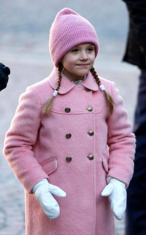 北歐王室成員也要留意！年僅7歲的艾絲黛拉﻿公主是瑞典國王的孫女，她