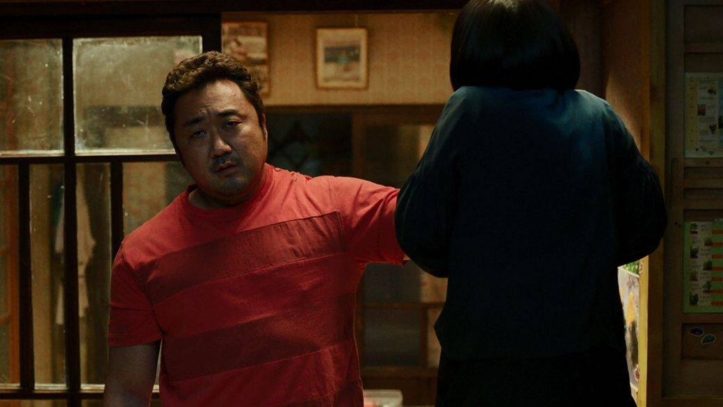 大隻型男馬東錫擔正 話說由馬東錫飾演,在世上守護人類的家神成造神 大隻型男馬東錫擔正 話說由馬東錫飾演,在世上守護人類的家神成造神