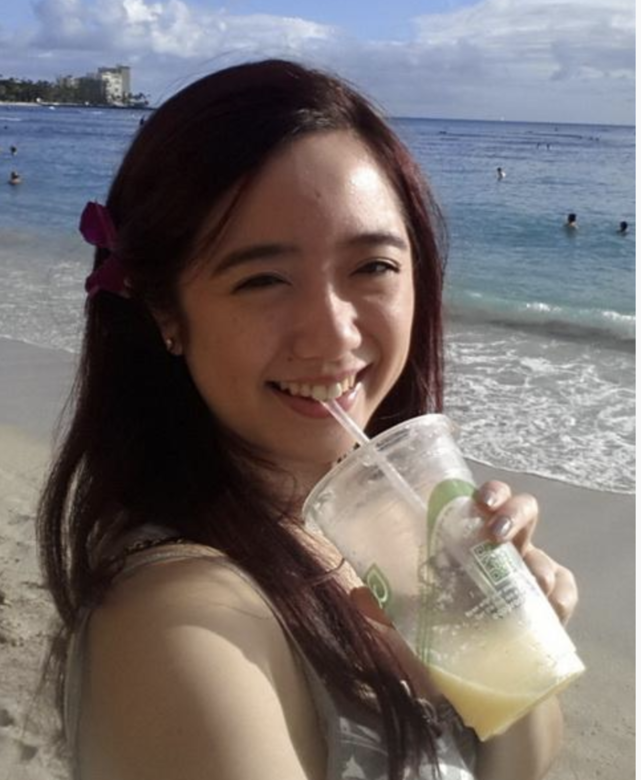 她有美貌、智慧及身材,與崔建邦同樣喜歡水上活動,閒時會相約友人出海 她有美貌、智慧及身材,與崔建邦同樣喜歡水上活動,閒時會相約友人出海