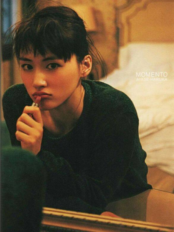 這位曾多年嬋聯「最理想女友」的女星,曾和小3歲的松坂桃李相戀,兩年前 這位曾多年嬋聯「最理想女友」的女星,曾和小3歲的松坂桃李相戀,兩年前