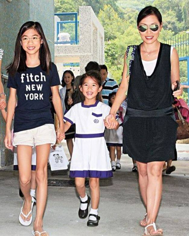林海峰與彭羚的兩個女兒 林海峰與彭羚的兩個女兒