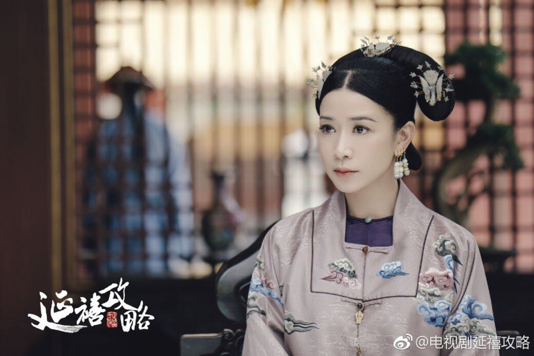 拍攝《延禧攻略》的同時,佘詩曼亦即將拍攝電影《泄密者》 拍攝《延禧攻略》的同時,佘詩曼亦即將拍攝電影《泄密者》
