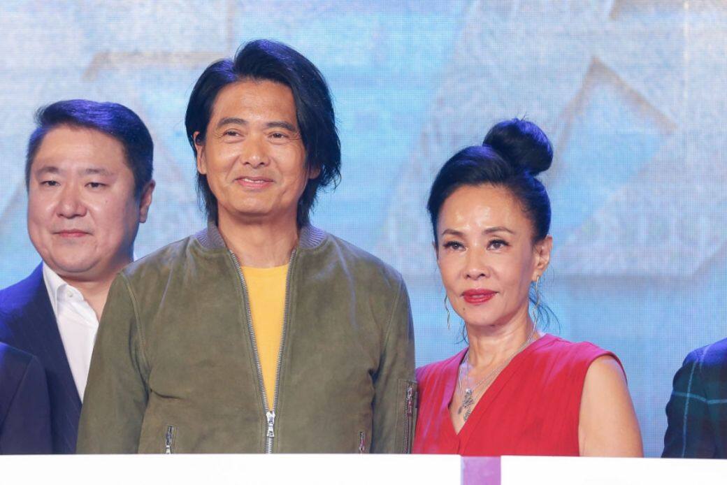 要做發哥身邊的女人毫不容易 要做發哥身邊的女人毫不容易