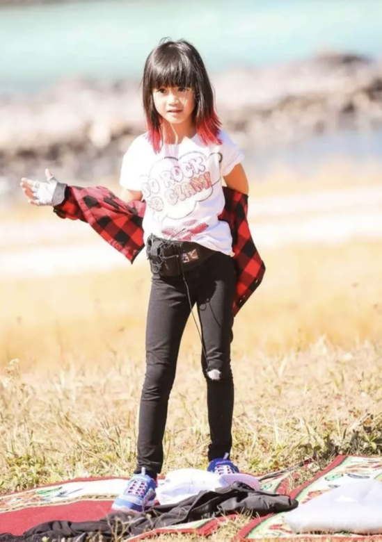 星二代都是潛力股!鍾麗緹張倫碩小女兒 Cayla 行騷無難度 星二代都是潛力股!鍾麗緹張倫碩小女兒 Cayla 行騷無難度