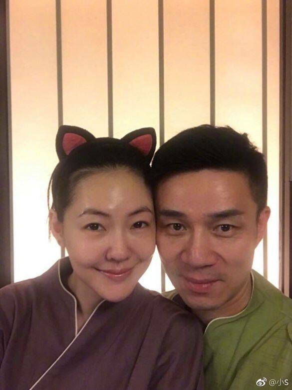 畢竟是13年的路,日子沒白過,當中的笑與淚咬出來都有濃濃的情意,正如 畢竟是13年的路,日子沒白過,當中的笑與淚咬出來都有濃濃的情意,正如