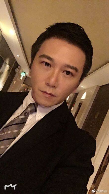 溫兆倫在大台其後平步青雲,拍下的電視劇都叫好叫座: 《我本善良》、《老友鬼 溫兆倫在大台其後平步青雲,拍下的電視劇都叫好叫座: 《我本善良》、《老友鬼