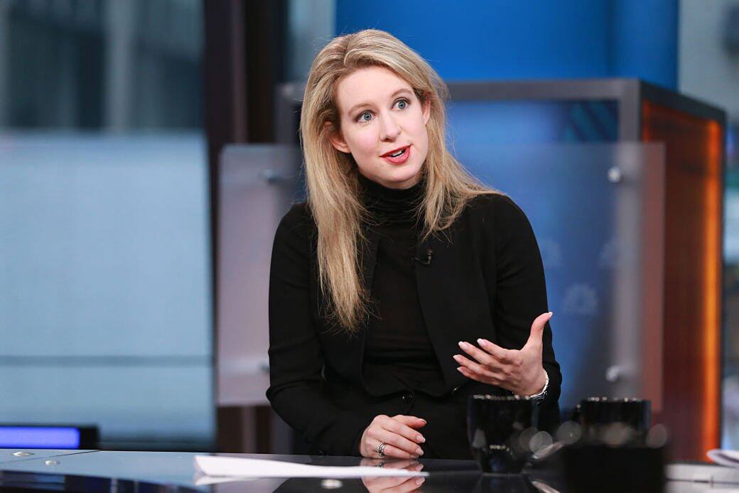赤條條的女王Elizabeth Holmes其實很可憐。她就像伊索寓言中那隻不斷把自己肚皮 赤條條的女王Elizabeth Holmes其實很可憐。她就像伊索寓言中那隻不斷把自己肚皮