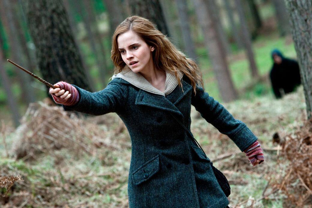《黑寡婦》當然是Scarlett Johansson作主角,但近日有外媒報道,「妙麗」Emma Watson極有可能出演電 《黑寡婦》當然是Scarlett Johansson作主角,但近日有外媒報道,「妙麗」Emma Watson極有可能出演電