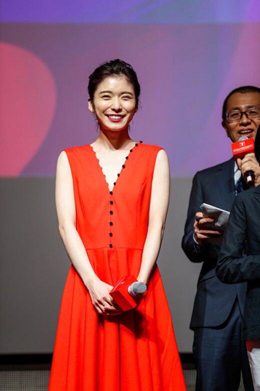 松岡茉優日本的偶像風更為瘋狂,最近憑電影《小偷家族》走紅的松岡茉優 松岡茉優日本的偶像風更為瘋狂,最近憑電影《小偷家族》走紅的松岡茉優