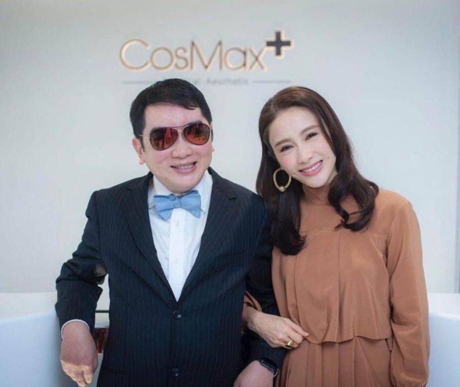 黎姿日前貼出幾張與弟弟黎嬰的合照 黎姿日前貼出幾張與弟弟黎嬰的合照