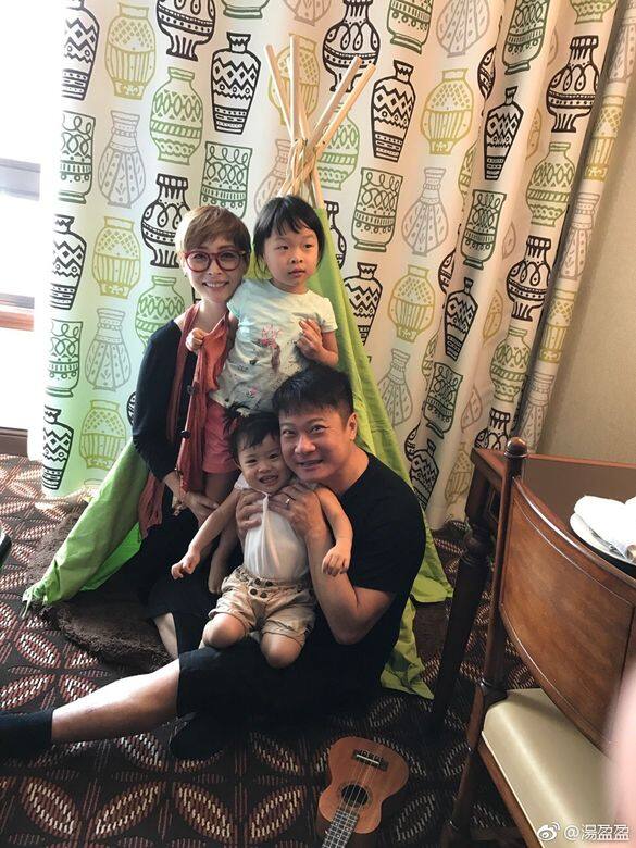 講到超萌下一代,好兄弟錢嘉樂與湯盈盈亦有一對可愛寶貝女凱晴Alyssa和 講到超萌下一代,好兄弟錢嘉樂與湯盈盈亦有一對可愛寶貝女凱晴Alyssa和