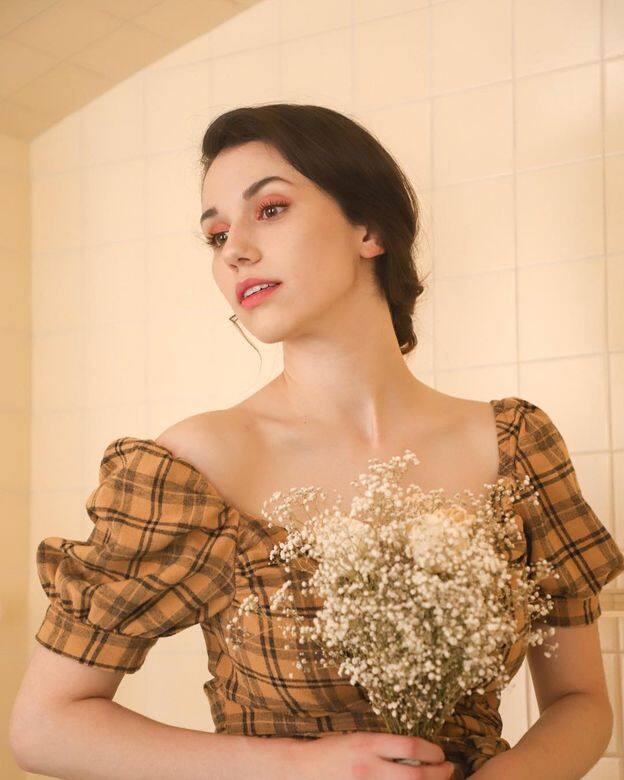 現年22歲的Grace Fulton 由童星出身 現年22歲的Grace Fulton 由童星出身
