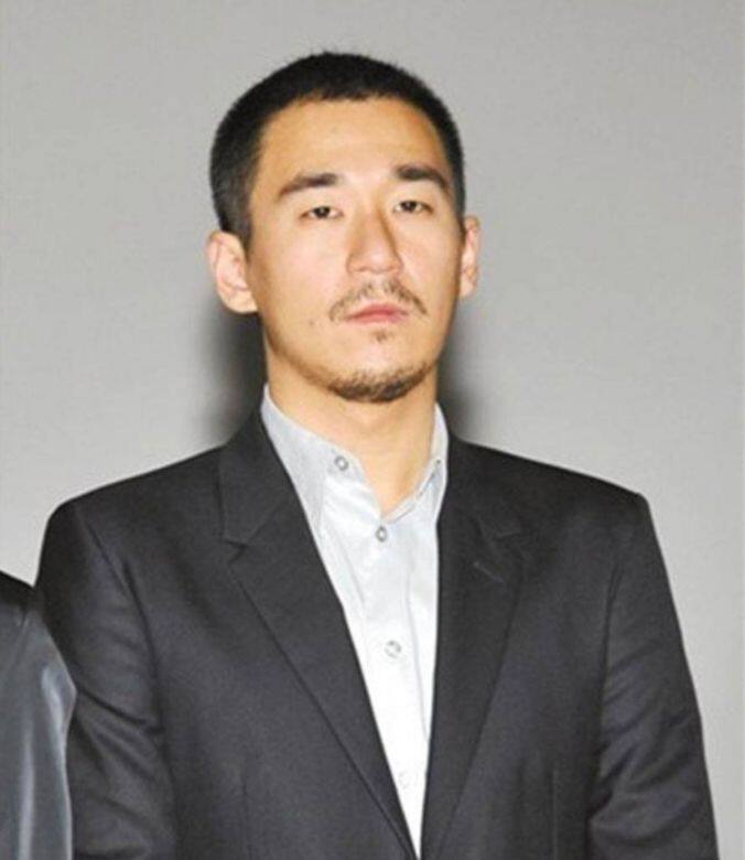 張默是內地一級演員張國立的兒子 張默是內地一級演員張國立的兒子