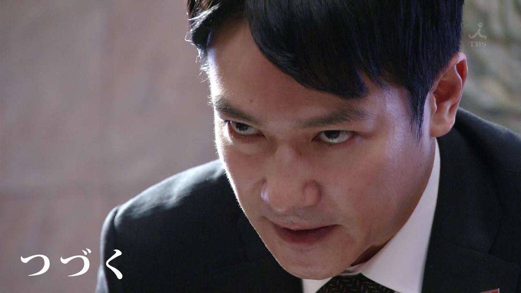 堺雅人被稱為是日劇史上最平凡的男主角之一,他在藝能界紅得慢,但早 堺雅人被稱為是日劇史上最平凡的男主角之一,他在藝能界紅得慢,但早