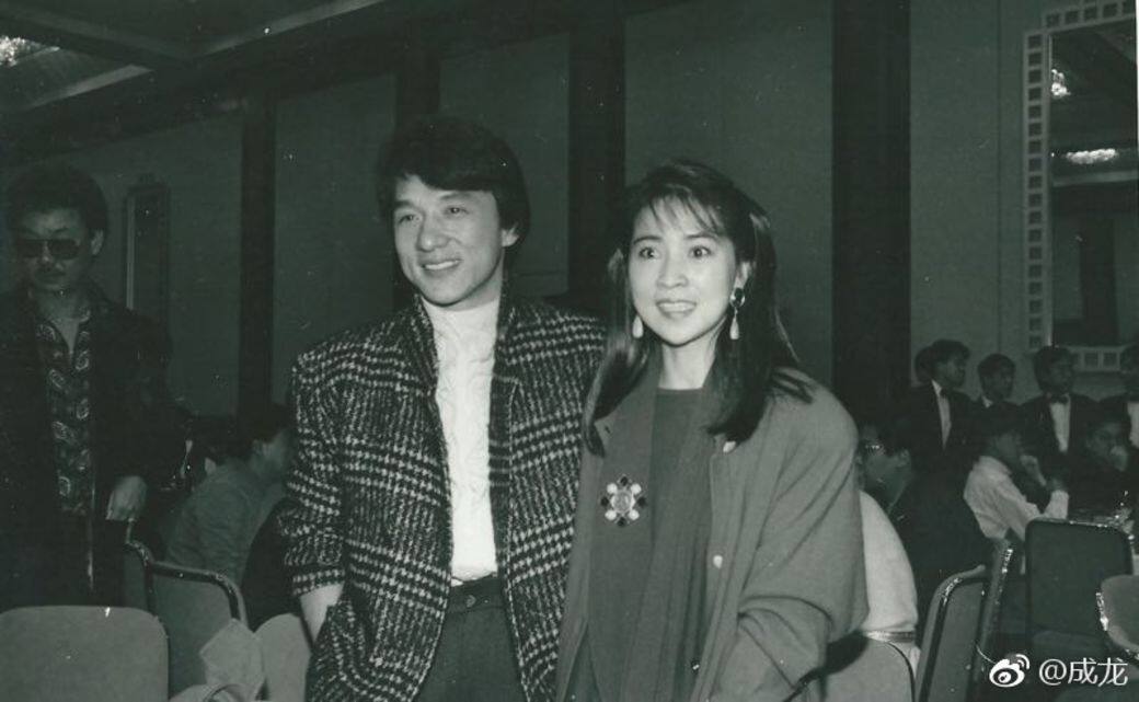 所以林鳳嬌誕下祖名後,不但初時一次都沒有探望過太太,還想離婚一走 所以林鳳嬌誕下祖名後,不但初時一次都沒有探望過太太,還想離婚一走