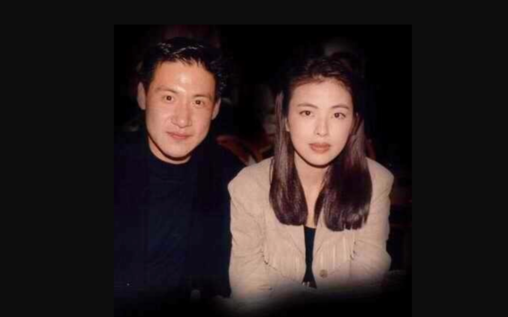 學友不但用深情的態度對待他的粉絲 學友不但用深情的態度對待他的粉絲