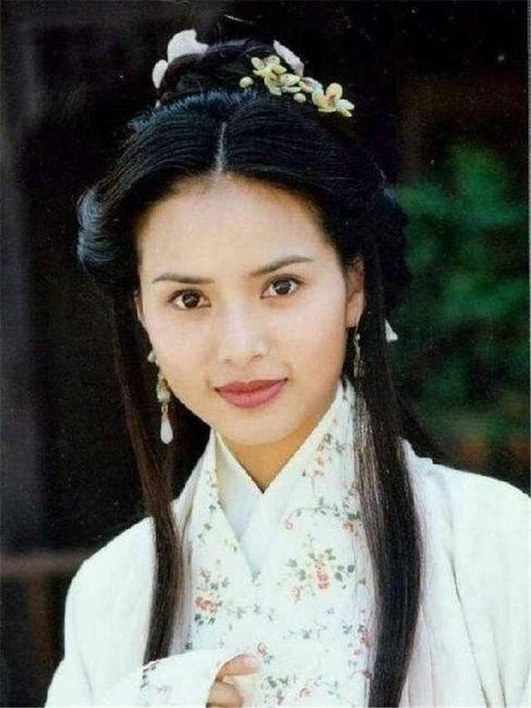 李若彤飾演《天龍八部》王語嫣 李若彤飾演《天龍八部》王語嫣