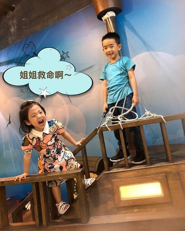 Jasper 去年演出內地綜藝節目《爸爸去哪兒 5》 Jasper 去年演出內地綜藝節目《爸爸去哪兒 5》