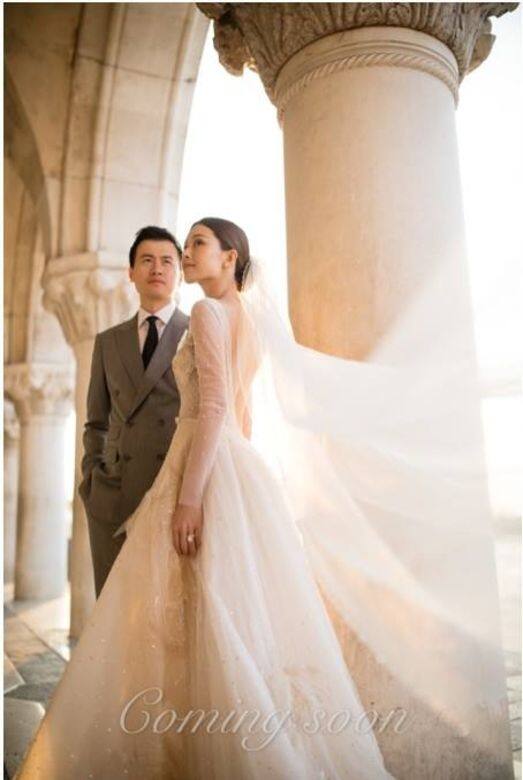 吳啟楠英文名為Carl,今年36歲,中學教育在新西蘭完成,19歲中學畢業後軓 吳啟楠英文名為Carl,今年36歲,中學教育在新西蘭完成,19歲中學畢業後軓