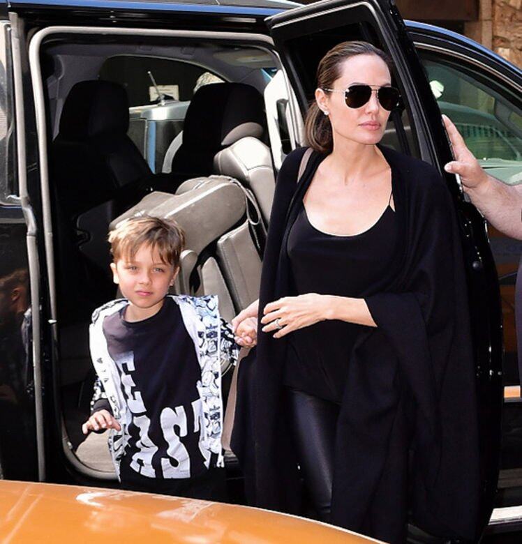 Jolie-Pitt, 畢安夫婦, Brad Pitt, Angelina Jolie, Knox Leon, Vivienne Marcheline Jolie-Pitt, 畢安夫婦, Brad Pitt, Angelina Jolie, Knox Leon, Vivienne Marcheline