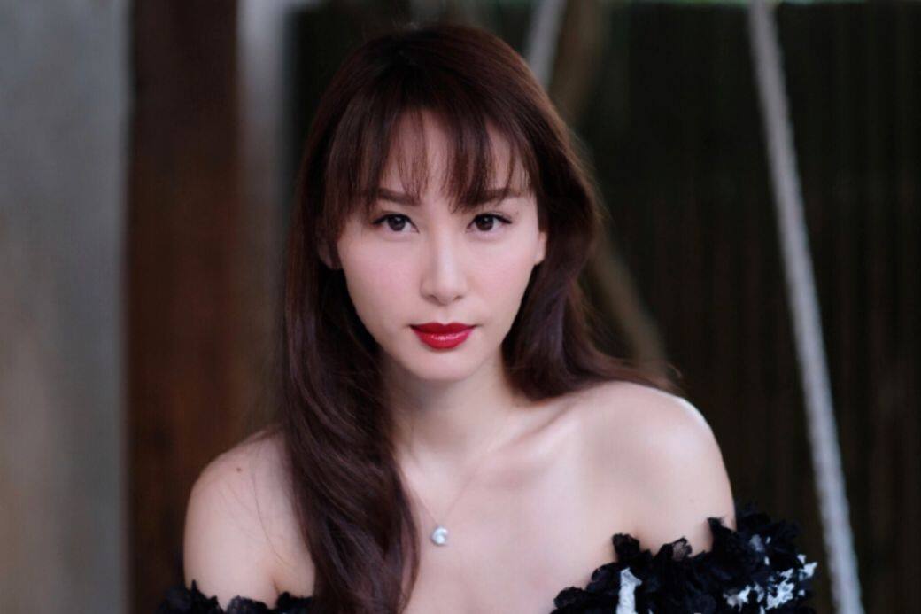 手握百萬珠寶生意!淡出港視的徐子珊正蛻變成名利雙收的知性強人 手握百萬珠寶生意!淡出港視的徐子珊正蛻變成名利雙收的知性強人