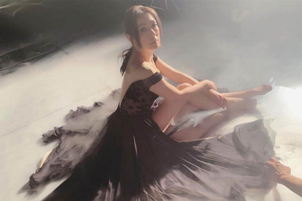 久未展露歌喉的田蕊妮這次有新歌派台,對粉絲來說絕對是一大驚喜。田 久未展露歌喉的田蕊妮這次有新歌派台,對粉絲來說絕對是一大驚喜。田
