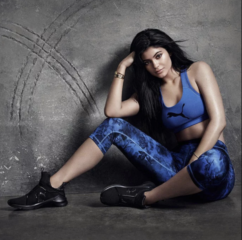 加上Kylie Jenner與 Puma 等國際品牌簽下的代言合約,讓她的總資產表估計經已達 加上Kylie Jenner與 Puma 等國際品牌簽下的代言合約,讓她的總資產表估計經已達