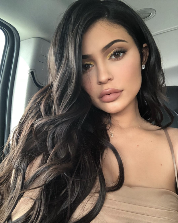 不要忘記,Kylie Jenner的准交網絡宣傳十分成功,這是建基於她一出生已經是名 不要忘記,Kylie Jenner的准交網絡宣傳十分成功,這是建基於她一出生已經是名