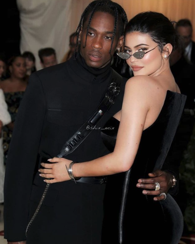 隨後二人關係,外人看來是急轉直下,8月底二人合體出席Travis Scott紀錄片《Travis 隨後二人關係,外人看來是急轉直下,8月底二人合體出席Travis Scott紀錄片《Travis