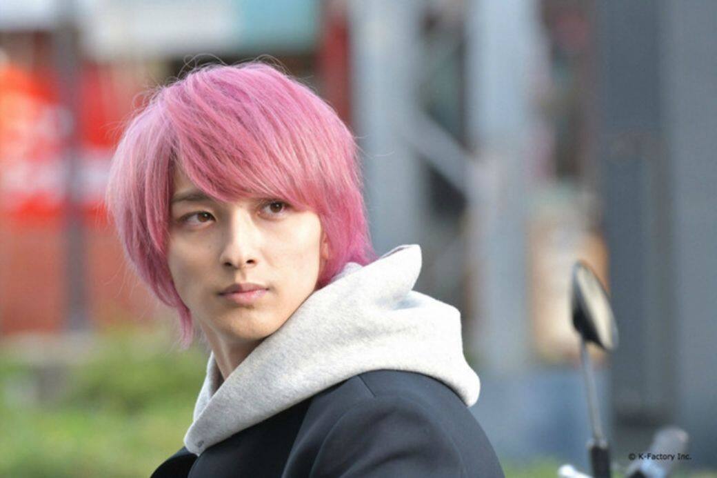 22歲的橫濱流星是劇中的男一 22歲的橫濱流星是劇中的男一