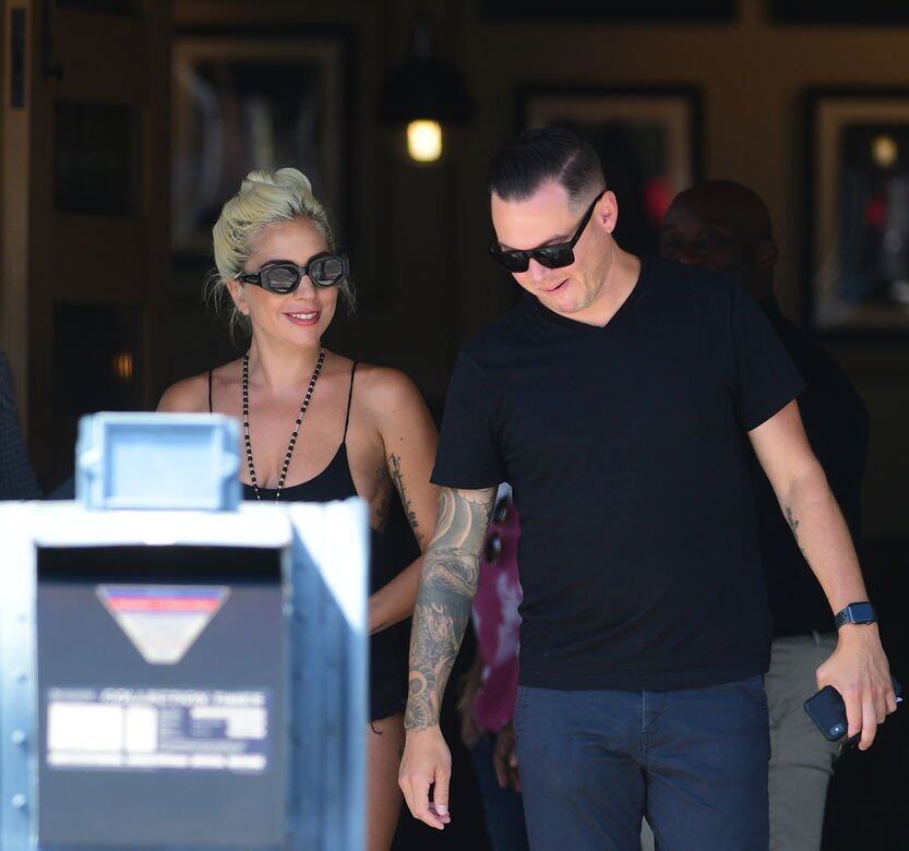 據指Dan Horton去年開始與Lady Gaga 於音樂上合作 據指Dan Horton去年開始與Lady Gaga 於音樂上合作