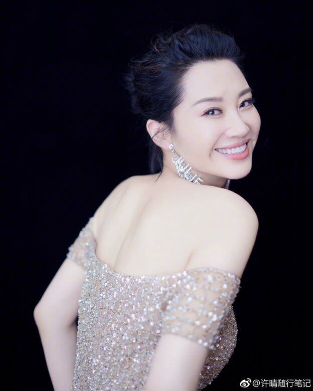 被封「美到讓人不敢娶」的許晴 被封「美到讓人不敢娶」的許晴