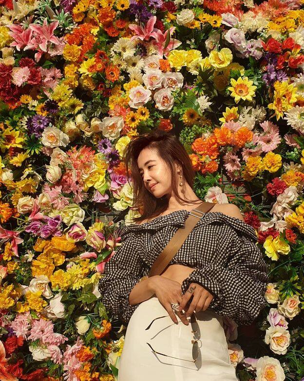 Jolin 的感情世界向來是傳媒的焦點,但她一直對感情事低調,不與工作混為 Jolin 的感情世界向來是傳媒的焦點,但她一直對感情事低調,不與工作混為