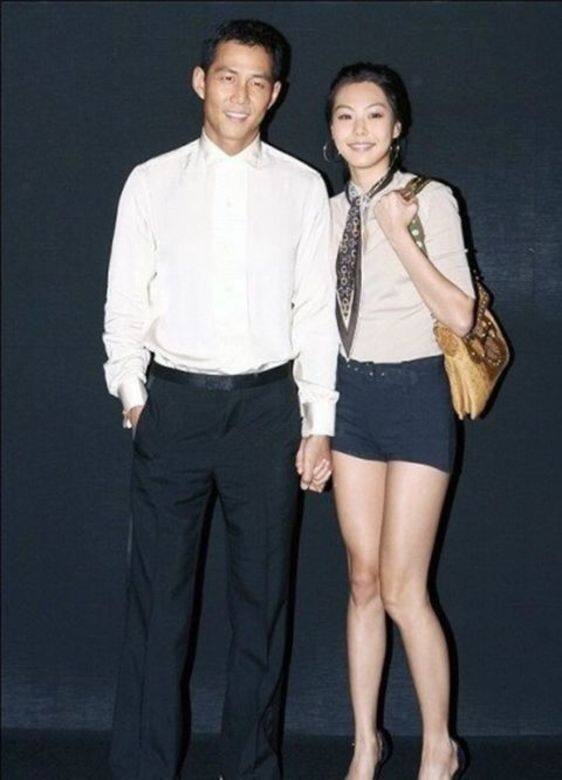 曾與金敏喜相戀3年或者,李政宰在守護的不單止是林世玲,而是守護著 曾與金敏喜相戀3年或者,李政宰在守護的不單止是林世玲,而是守護著