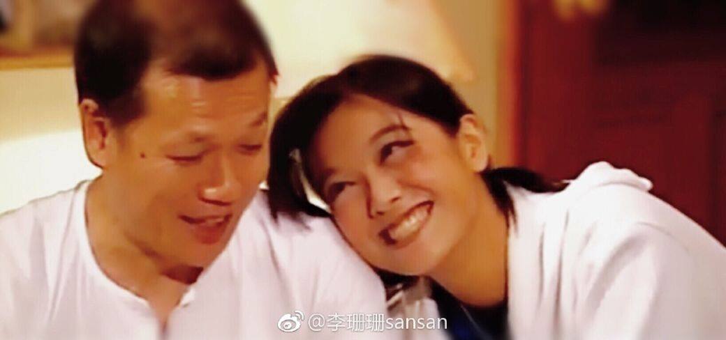 其實在分手之前,李珊珊已經是半退隱狀態。2005年在內地參演過劇集演出 其實在分手之前,李珊珊已經是半退隱狀態。2005年在內地參演過劇集演出