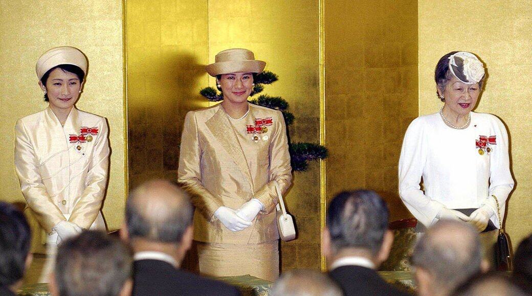 小和田雅子如何由外交新星變成一隻籠中金絲雀 ? 一切的開始是因為太 小和田雅子如何由外交新星變成一隻籠中金絲雀 ? 一切的開始是因為太