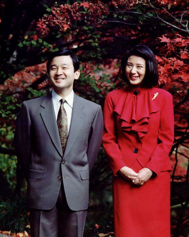 雅子知書識禮、大方得體,本是最理想的太子妃典範,無奈日本皇室仍深深 雅子知書識禮、大方得體,本是最理想的太子妃典範,無奈日本皇室仍深深