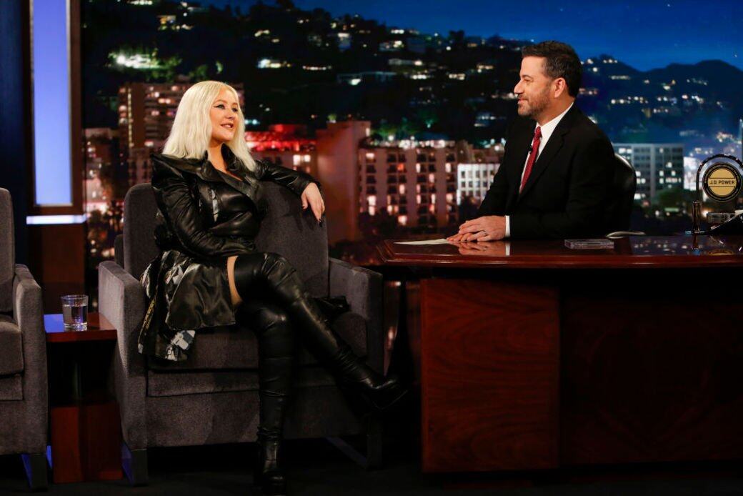 在年初，另一位當年Mickey Mouse Club童星主持Christina Aguilera在訪問中說Ryan Gosling對Britney Spears不簡單